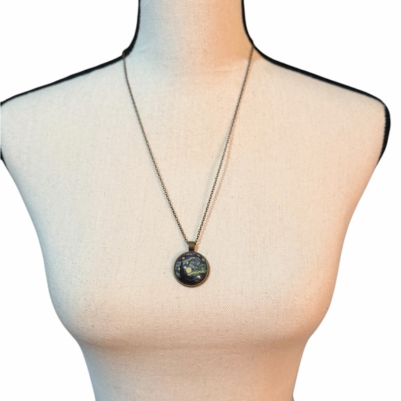 🩷 FREE WITH ANY PURCHASE Starry Night Pendant Necklace - Picture 3 of 6